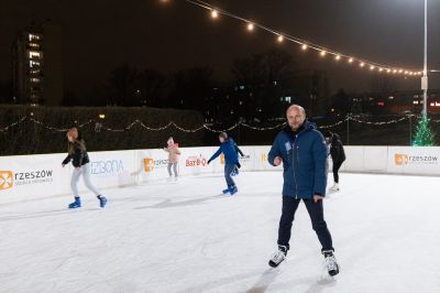 Lodowisko w Parku Sybirak&oacute;w, fot. Grzegorz Bukała/Urząd Miasta Rzeszowa
