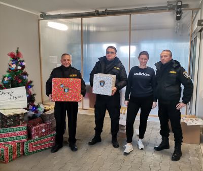 Strażnicy miejscy z Rzeszowa pomagają podopiecznym Podkarpackiego Hospicjum dla Dzieci