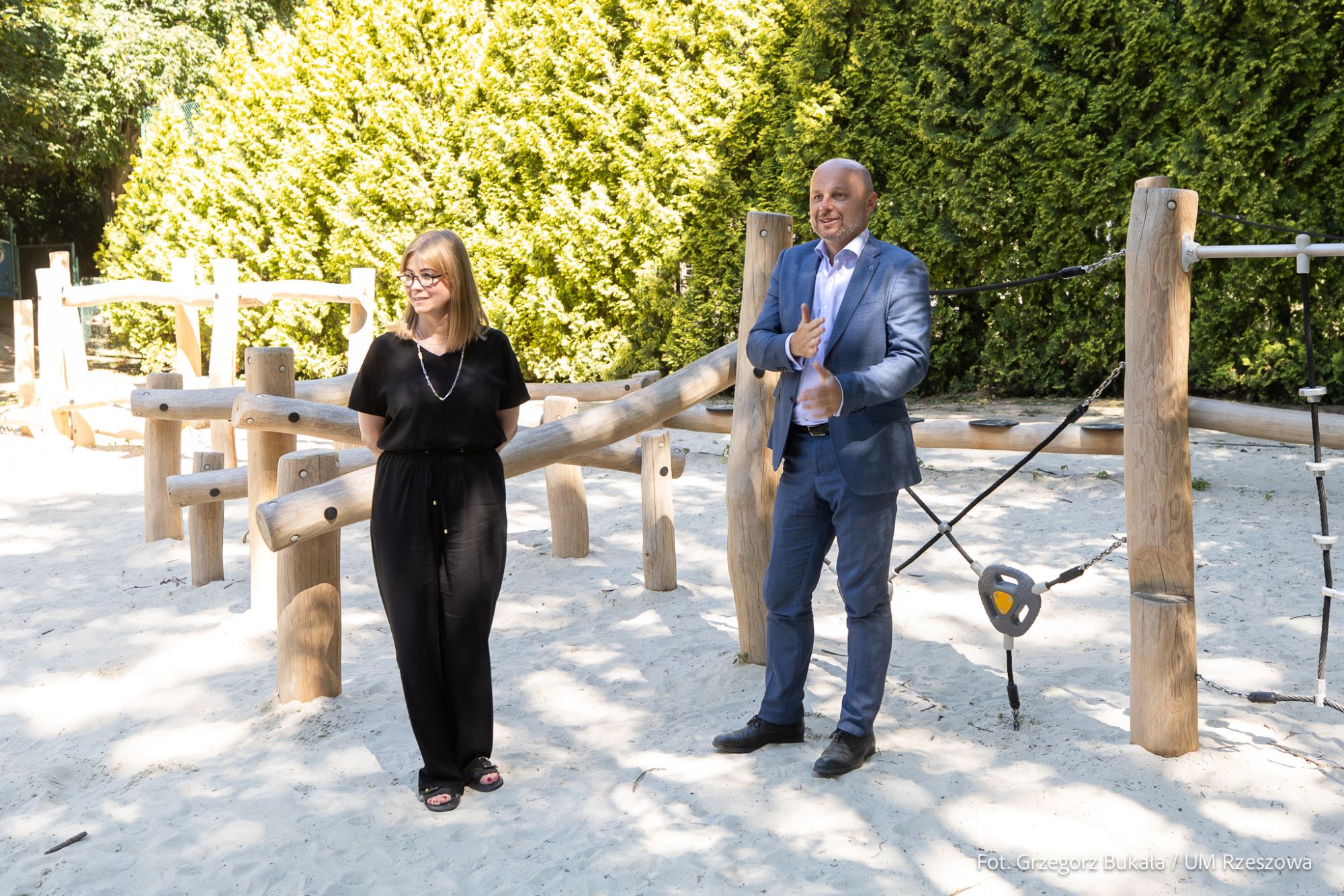 zdjęcie z nowego placu zabaw w rzeszowskim Parku Sybiraków, fot. Grzegorz Bukała, Urząd Miasta Rzeszowa