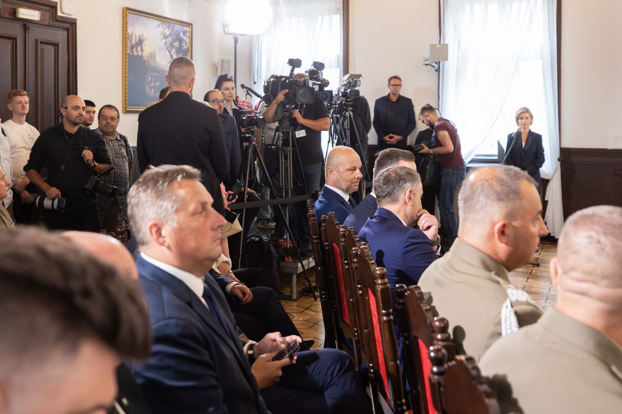 zdjęcie z konferencji prasowej dotyczącej relokacji wojska w Rzeszowie, fot. Grzegorz Bukała, Urząd Miasta Rzeszowa
