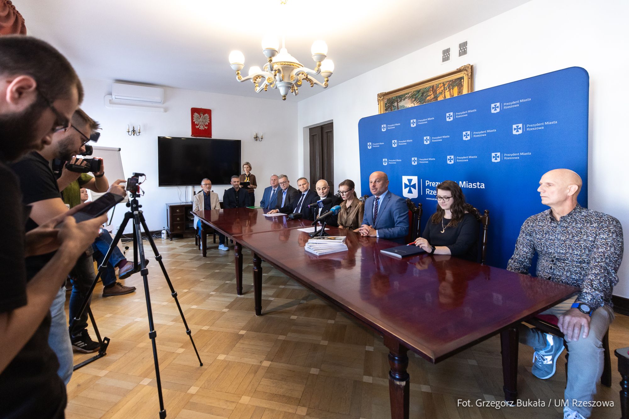 zdjęcie z podpisania um&oacute;w dotacyjnych na renowację rzeszowskich zabytk&oacute;w, fot. Grzegorz Bukała, Urząd Miasta Rzeszowa