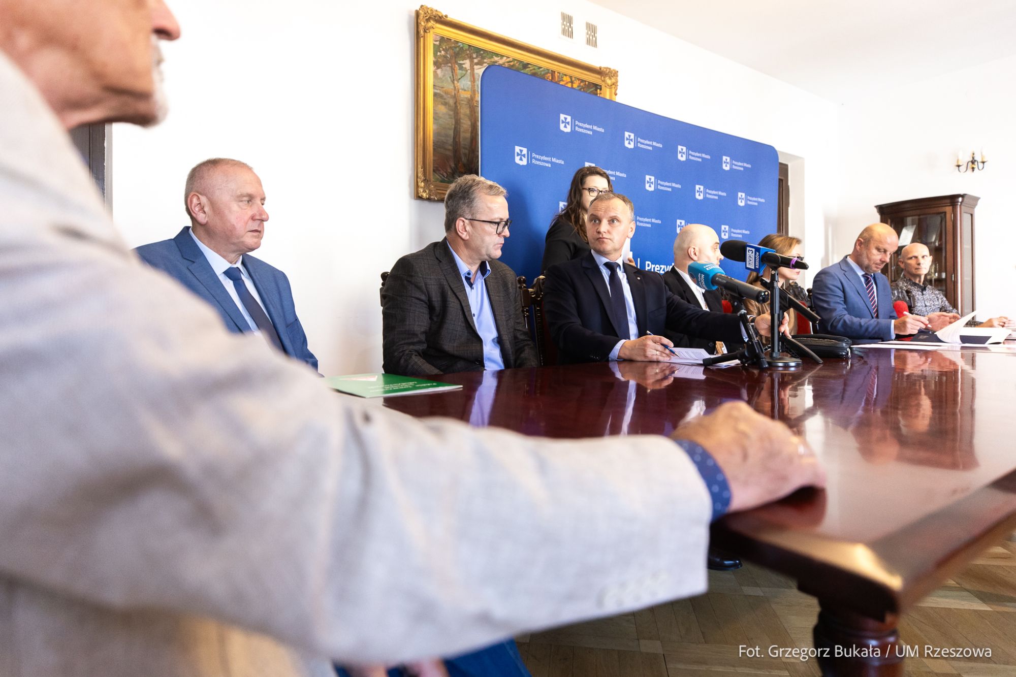 zdjęcie z podpisania um&oacute;w dotacyjnych na renowację rzeszowskich zabytk&oacute;w, fot. Grzegorz Bukała, Urząd Miasta Rzeszowa