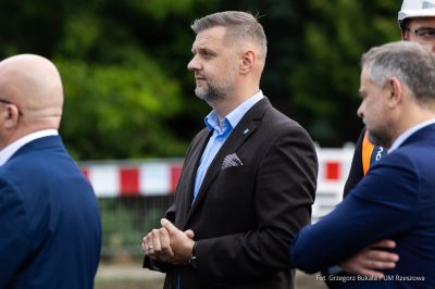 zdjęcie z konferencji prasowej dotyczącej łącznika ul. Krzyżanowskiego z ul. Wieniawskiego, fot. Grzegorz Bukała, Urząd Miasta Rzeszowa