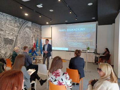 Zdjęcie z wydarzenia pn. panel edukacyjny dla rzeszowskich przedsiębiorców z dn.22 listopada