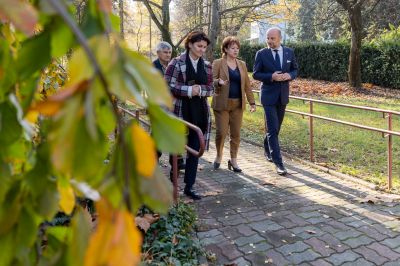 Zdjęcie z konferencji prasowej dotyczącej budowy nowego Centrum Opiekuńczo-Mieszkalnego przy Sucharskiego w Rzeszowie | Fot. Grzegorz Bukała, Urząd Miasta Rzeszowa