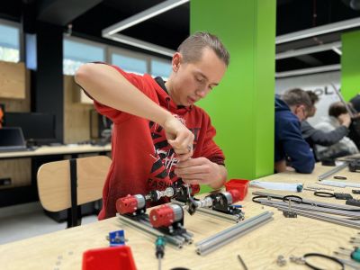 RoboLAB | wyjątkowe warsztaty robotyczne które pozwalają zostać konstruktorem