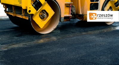 Zdjęcie ilustracyjne. Wymiana zniszczonej nawierzchni na ul. Przemysłowej w Rzeszowie