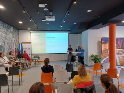 Zdjęcie ze spotkania z doradcami zawodowymi w Urban Lab Rzesz&oacute;w