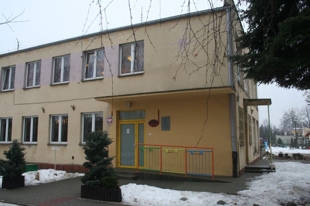 Przedszkole Publiczne nr 14 przed termomodernizajcą